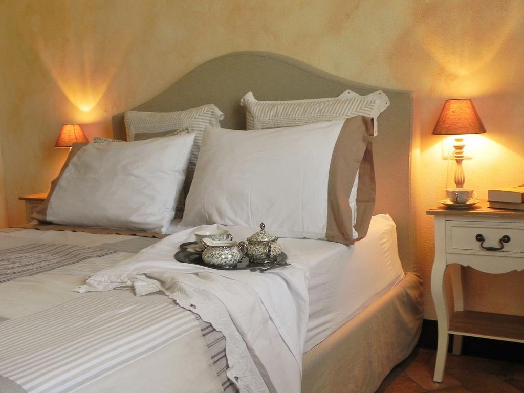 Agriturismo Sugheretello Semproniano Номер фото